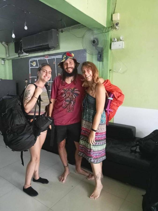 Smile Capsule Hostel Чіангмай Екстер'єр фото